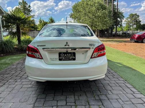 Pearl White 2019 Mitsubishi Mirage G4 SE