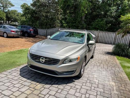 Seashell Metallic 2015 Volvo S60 T5 Premier Plus
