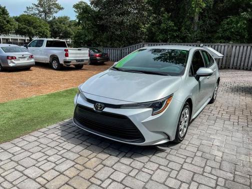 Classic Silver Metallic 2024 Toyota Corolla LE