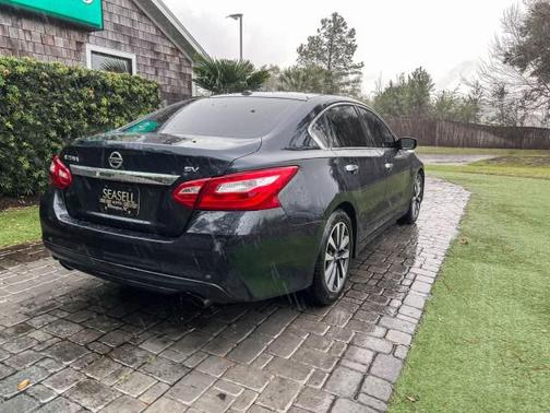 2017 Nissan Altima 2.5 SV