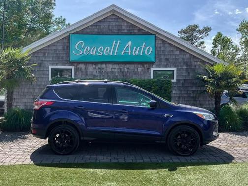 Deep Impact Blue 2013 Ford Escape SE
