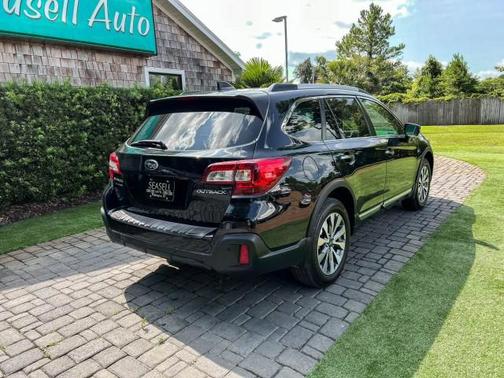 2019 Subaru Outback 2.5i Touring