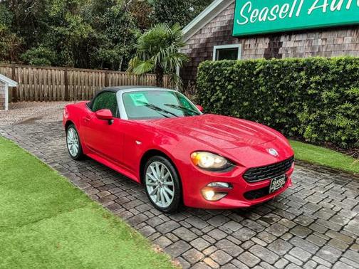 2017 FIAT 124 Spider Base