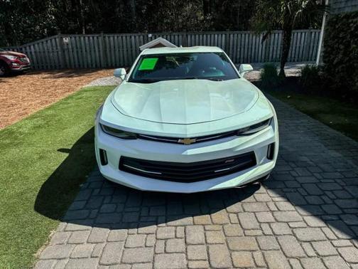 Summit White 2018 Chevrolet Camaro 2LT