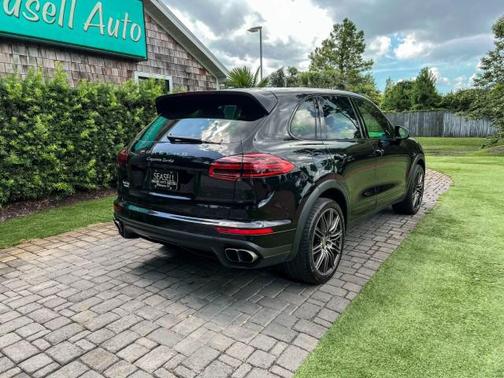2015 Porsche Cayenne Turbo