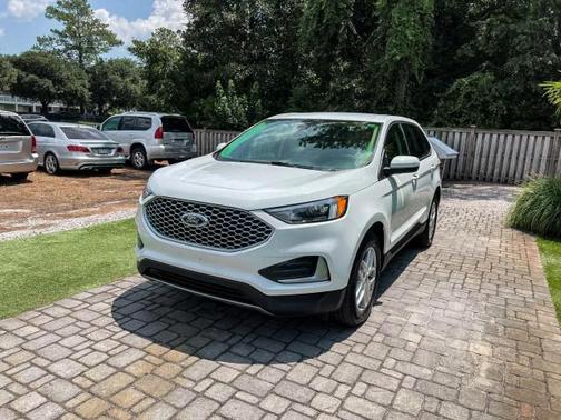 Oxford White 2024 Ford Edge SEL