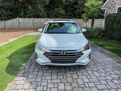 2020 Hyundai ELANTRA Value Edition
