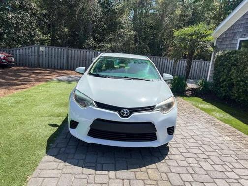 Blizzard Pearl 2014 Toyota Corolla LE