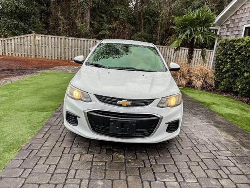 2017 Chevrolet Sonic LT