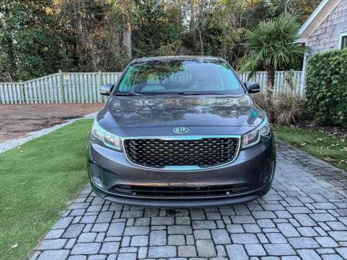 2017 Kia Sedona LX