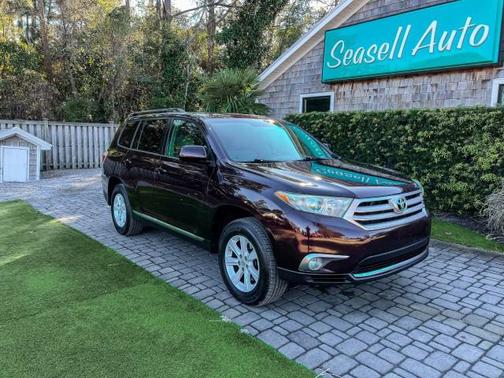 2013 Toyota Highlander Base