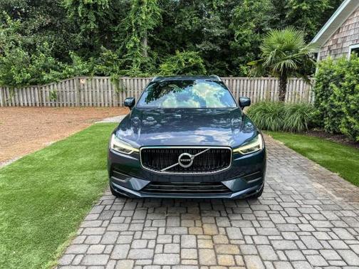 2018 Volvo XC60 T5 Momentum