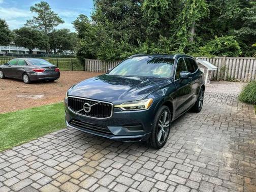 2018 Volvo XC60 T5 Momentum