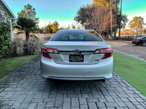 2013 Toyota Camry Hybrid XLE