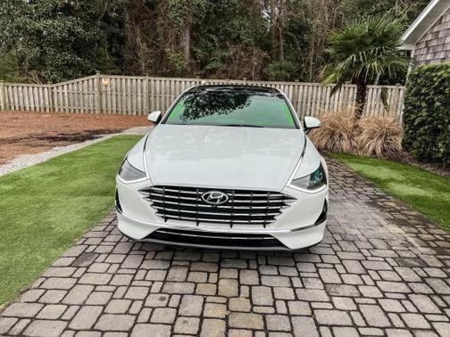 2023 Hyundai SONATA Hybrid Limited