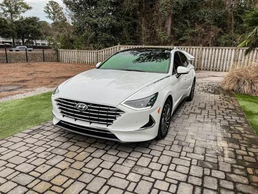 2023 Hyundai SONATA Hybrid Limited