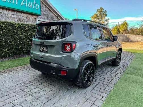 2022 Jeep Renegade Altitude