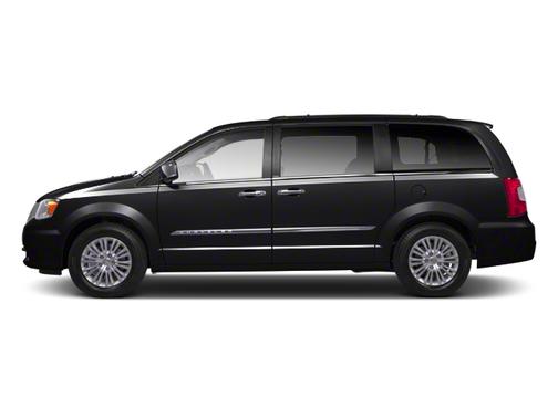 Brilliant Black Crystal Pearlcoat 2013 Chrysler Town & Country Touring