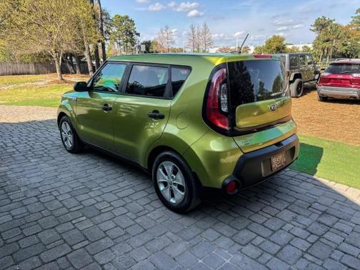 2016 Kia Soul Base