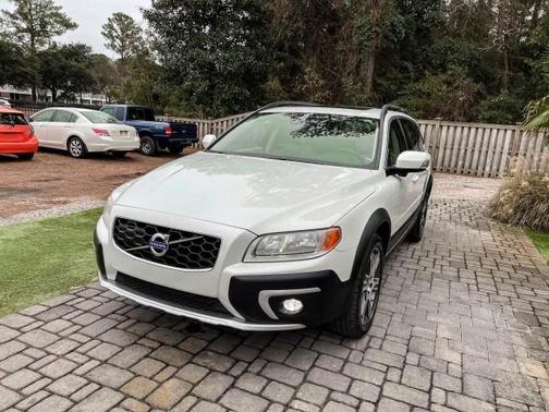 2015 Volvo XC70 T6