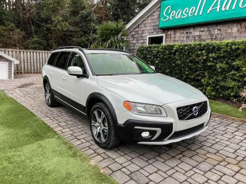 2015 Volvo XC70 T6