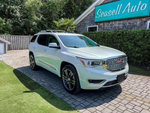 White Frost Tricoat 2018 GMC Acadia Denali