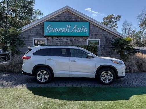 2017 Toyota Highlander Limited