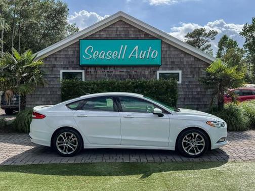 Oxford White 2017 Ford Fusion S