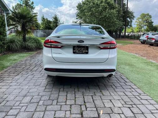 Oxford White 2017 Ford Fusion S