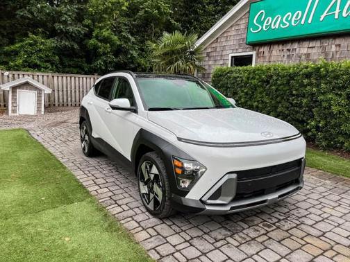 Atlas White 2026 Hyundai KONA Limited