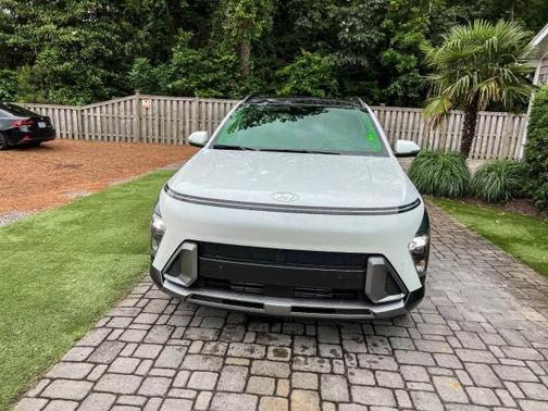 Atlas White 2026 Hyundai KONA Limited