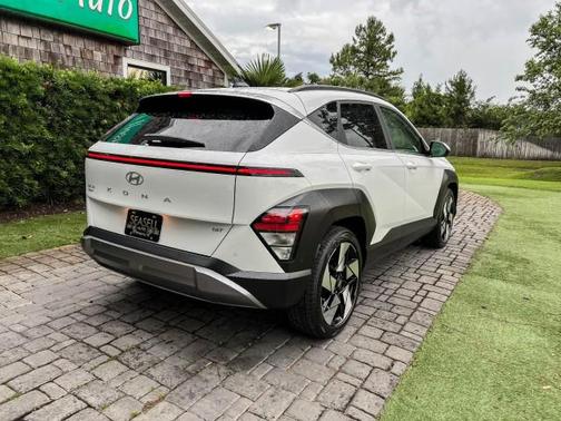 Atlas White 2026 Hyundai KONA Limited