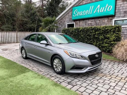 2016 Hyundai SONATA Hybrid SE