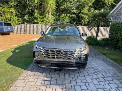 Amazon Gray 2022 Hyundai TUCSON Limited
