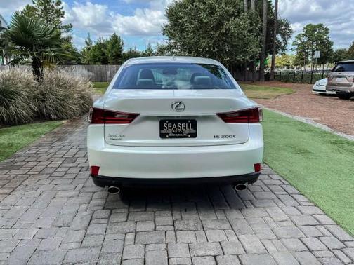 2016 Lexus IS 200t Base