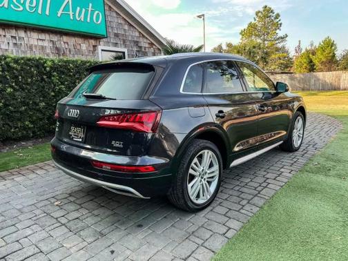 2018 Audi Q5 2.0T Premium Plus