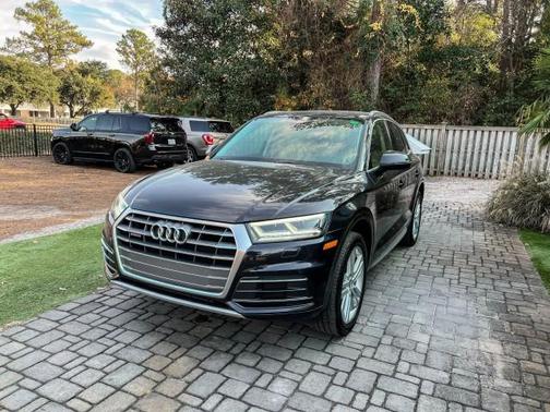 2018 Audi Q5 2.0T Premium Plus