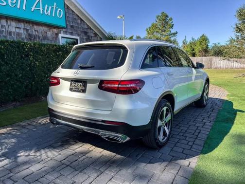 2017 Mercedes-Benz GLC 300 Base