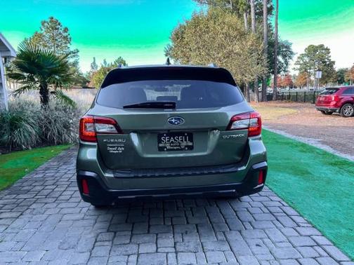 2019 Subaru Outback 2.5i Touring