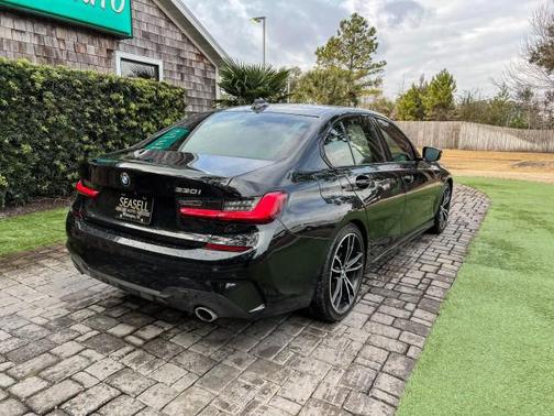 2019 BMW 330 330i