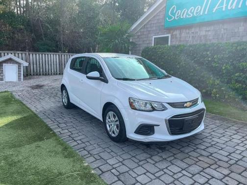 2017 Chevrolet Sonic LT