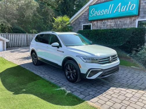 2024 Volkswagen Tiguan 2.0T SE 4MOTION