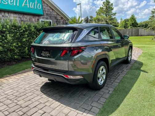 2022 Hyundai TUCSON SE