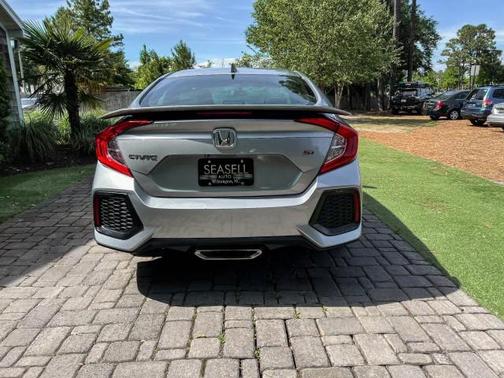 Lunar Silver Metallic 2017 Honda Civic Si