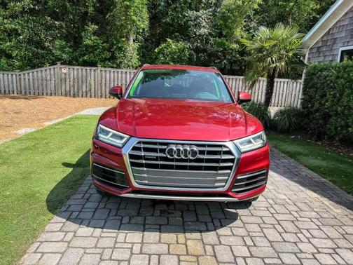 Matador Red Metallic 2018 Audi Q5 2.0T Premium Plus