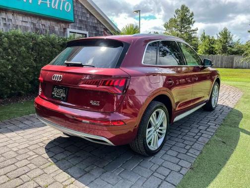 Matador Red Metallic 2018 Audi Q5 2.0T Premium Plus