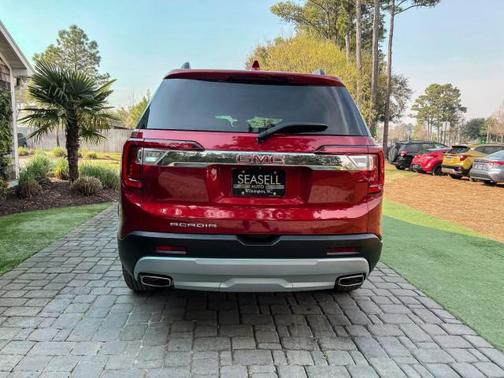 2023 GMC Acadia FWD SLT