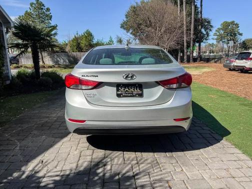 2015 Hyundai ELANTRA Limited