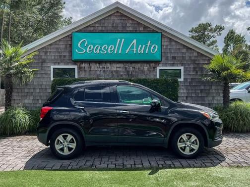 Mosaic Black Metallic 2018 Chevrolet Trax LT