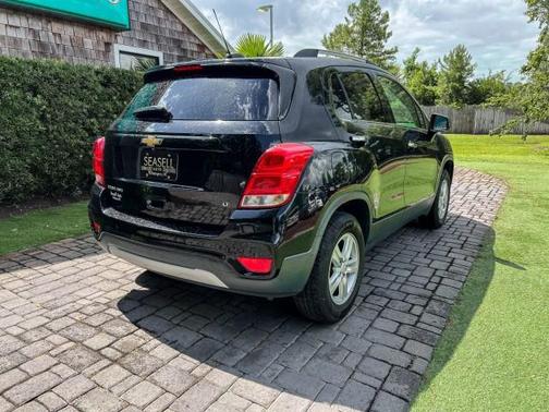 Mosaic Black Metallic 2018 Chevrolet Trax LT